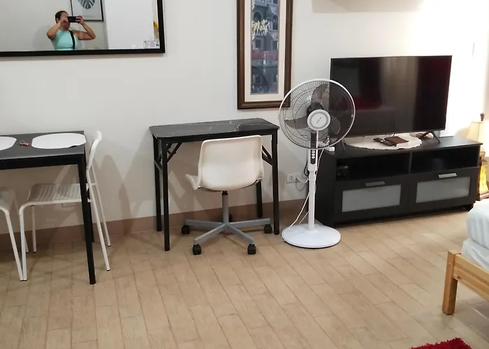 Cozy Gutz Place At 16th Apartahotel 4*